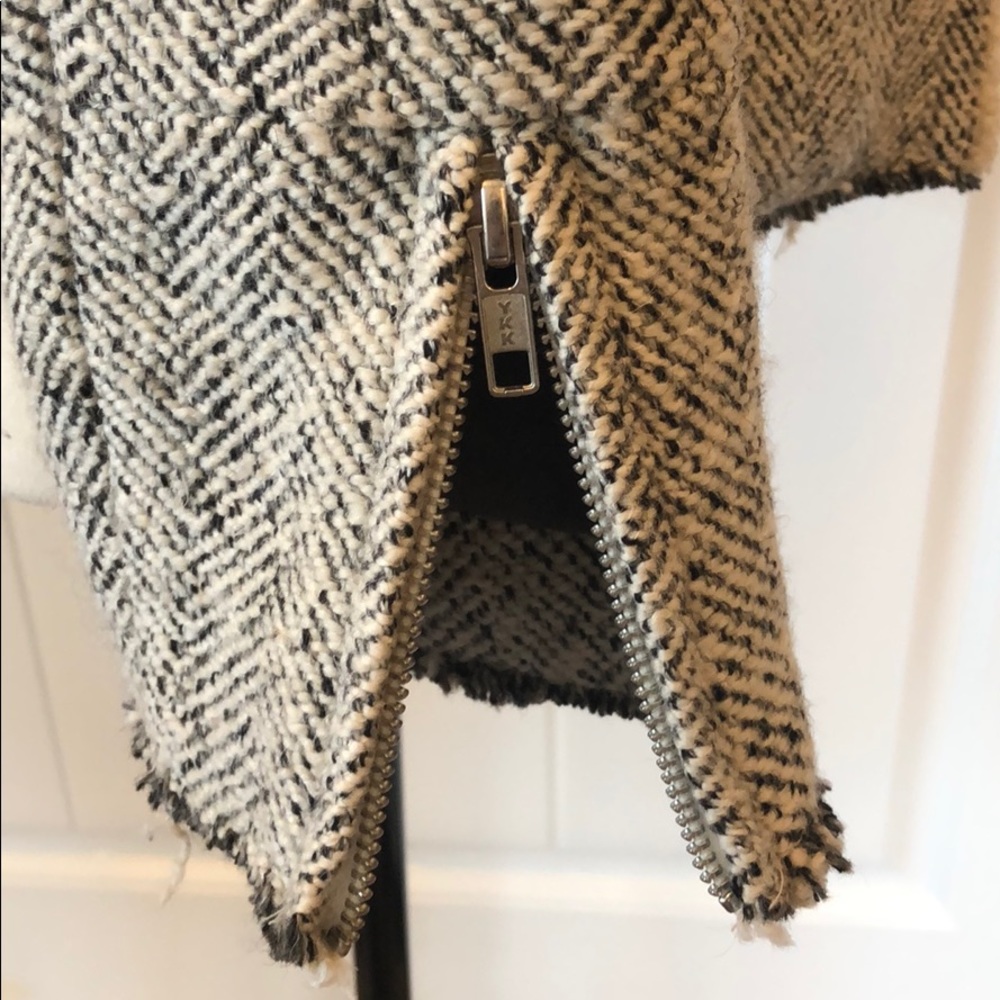 Beautiful Polyester And Wool Jacket - image 8